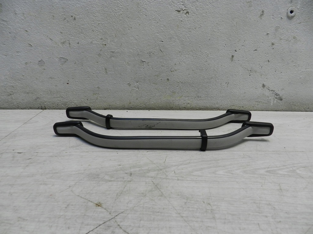 фото №1, Mercedes w201 190 ручка потолочный кронштейн задняя