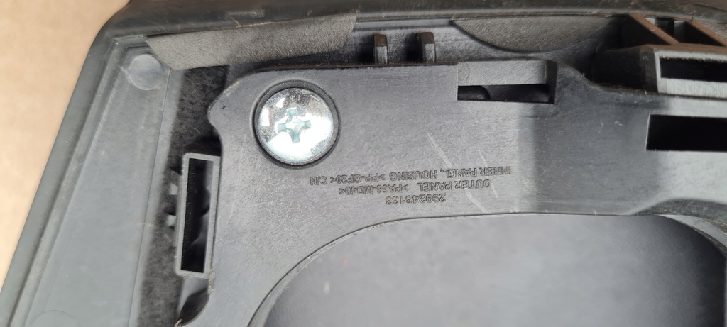 фото №9, Разъём зарядки hyundai ioniq v крышка 230v/32a 400v/48a