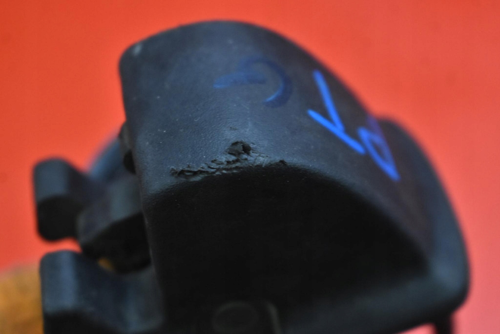 фото №7, Замок засувка задній правого створки верхній dacia dokker 1 i van lift 17-21