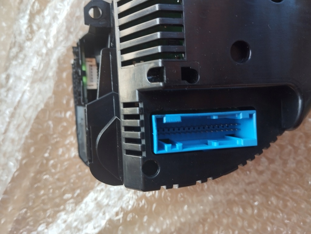 фото №9, Audi a4 b6 лічильник прилади 8e0920900h