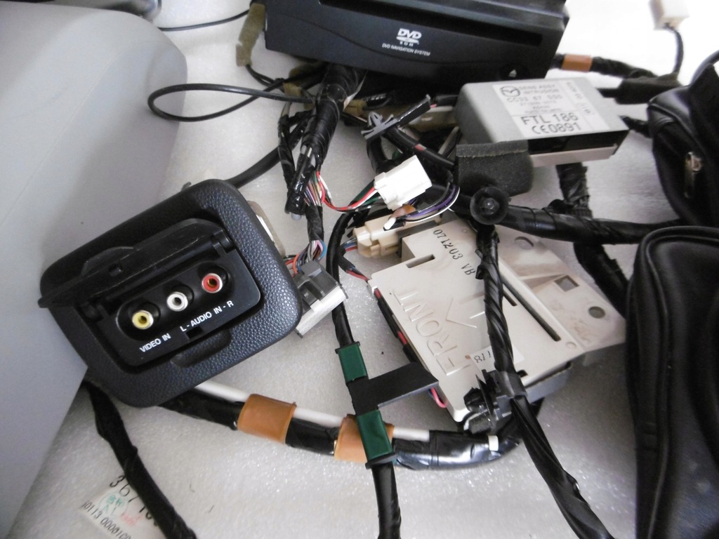 фото №7, Mazda 5 05/07r - навигация, dvd, камера, мониторы