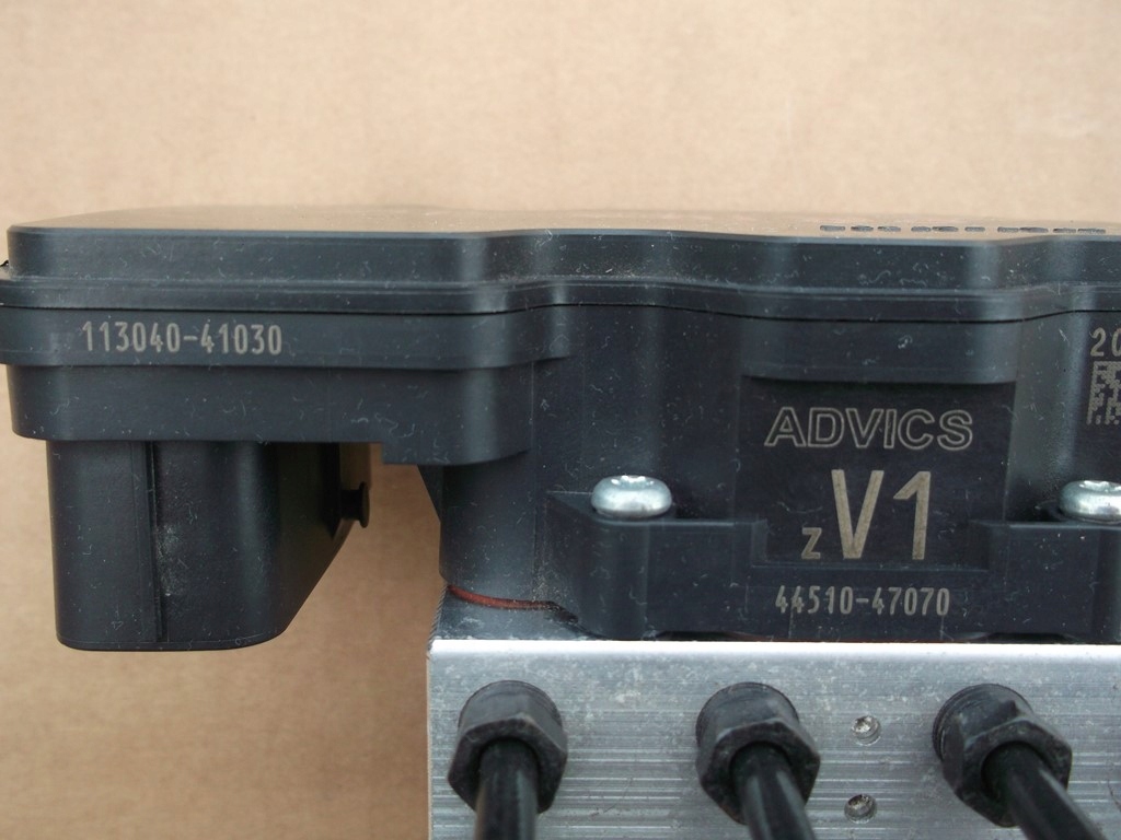 фото №4, Toyota prius iv 15- насос abs