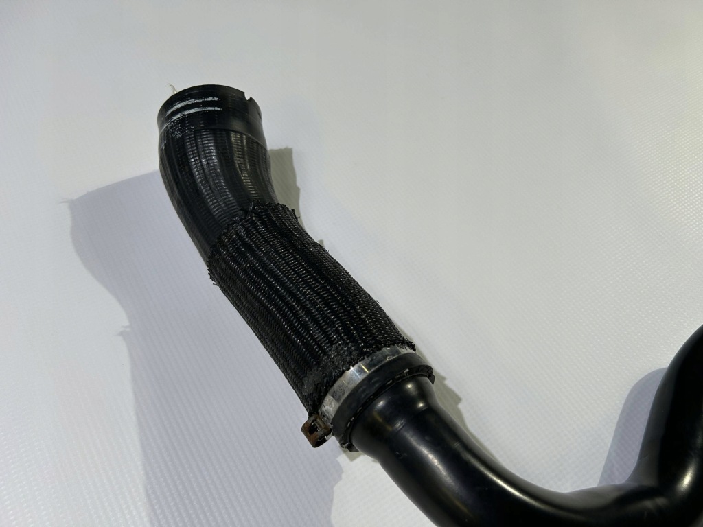 Пабтрубок  труба шланг воздухозаборник воздуха интеркулер maserati ghibli m157 2013- Оригинал