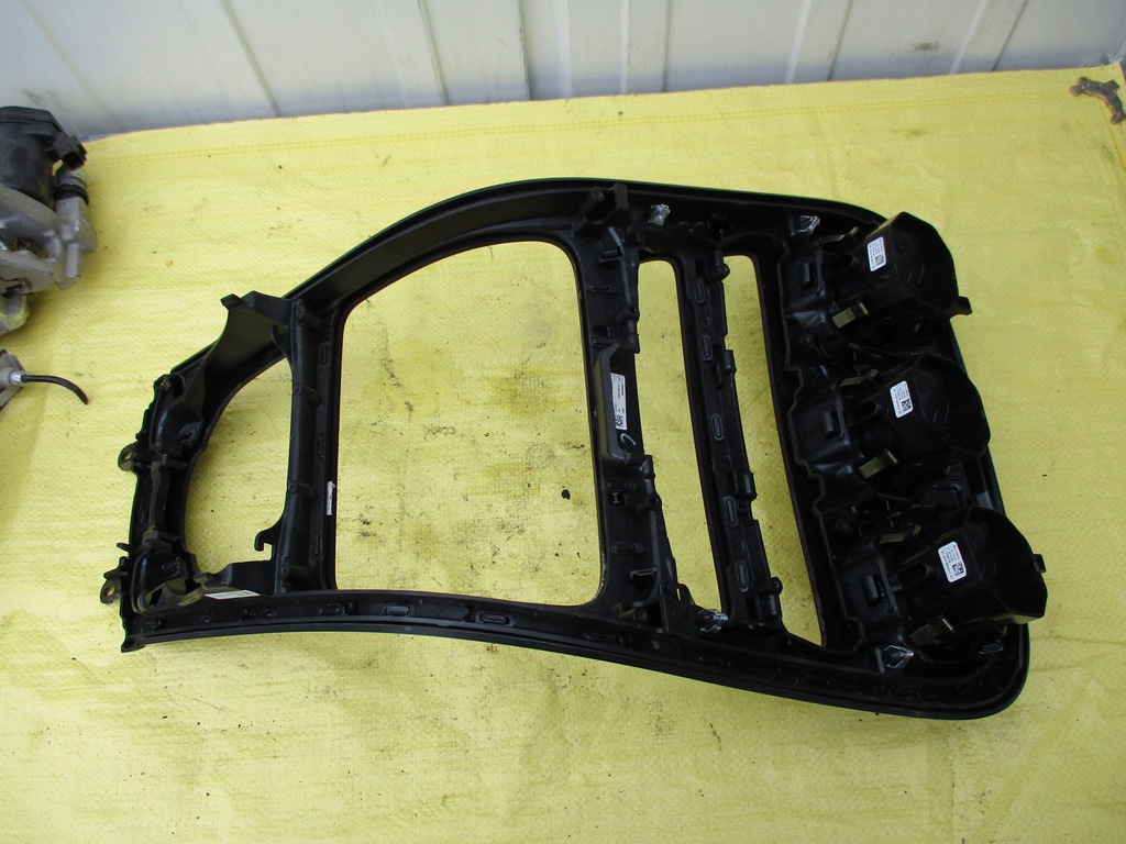 фото №6, Mercedes w205 рамка консоли dekor a2056803905