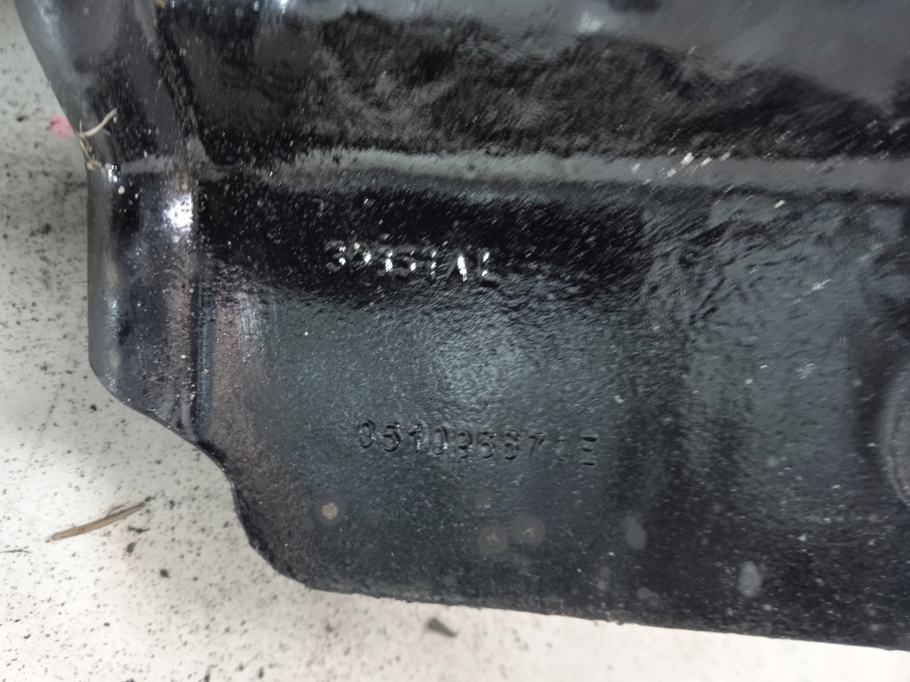 фото №6, Town country v 10- 20 подъемник колеса запасного usa