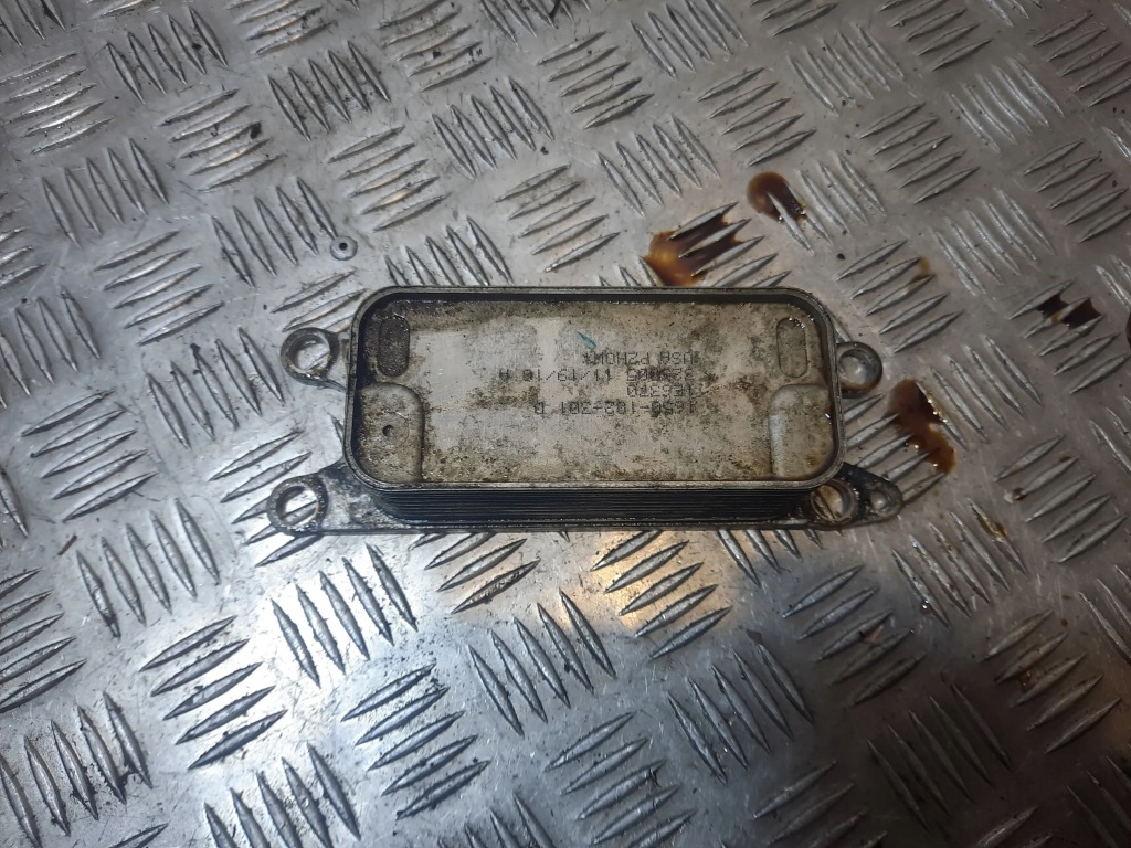 фото №1, Jeep grand cherokee 1650102301d zchłdnice оливи