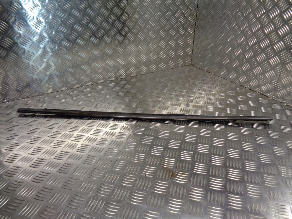 фото №1, Молдинг уплотнитель дверь левая задняя fiat croma ii