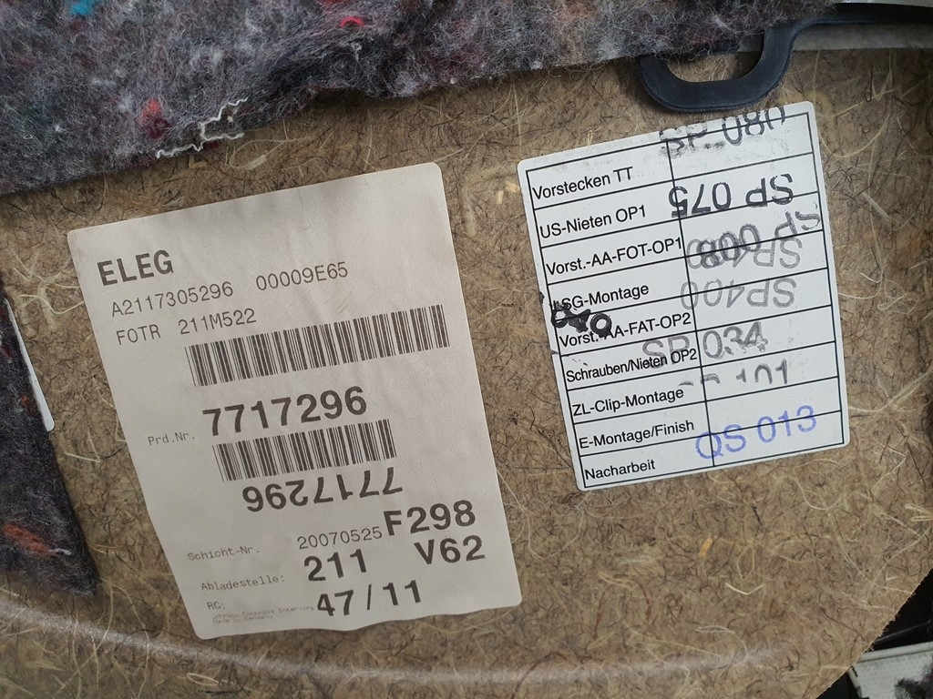 фото №6, Оббивка обшивка двері правий задня mercedes w211