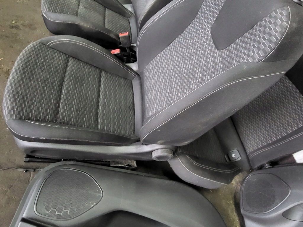 фото №10, Opel astra k сидіння kombi сидіння заднє сидіння обшивка обшивки оббивка uk