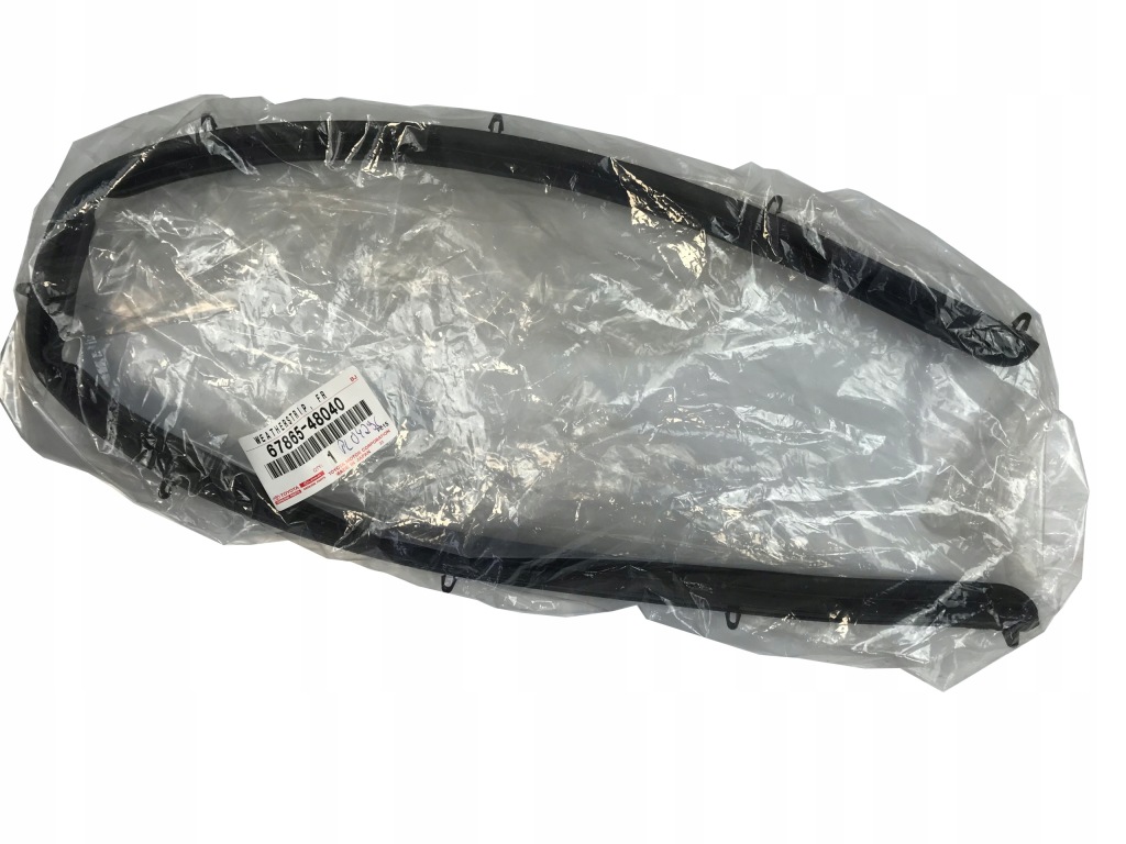 фото №1, Lexus rx 15-21 прокладка молдинг двері перед права 67865-48040