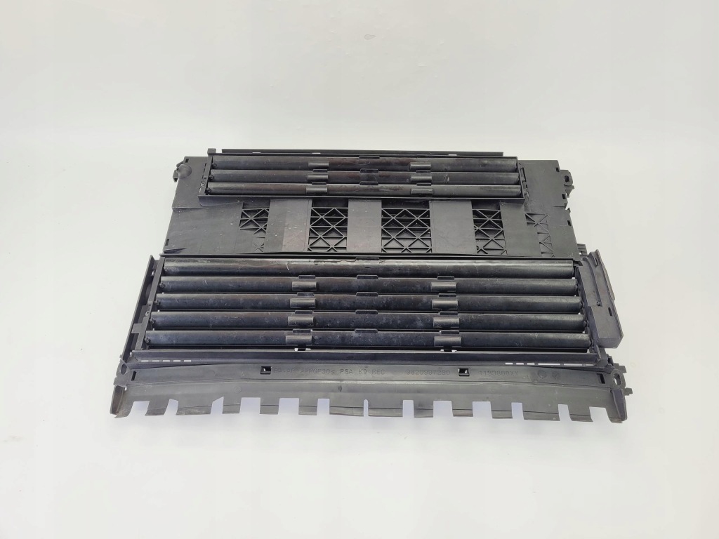 Шторка жалюзи воздуховод воздуха peugeot rifter 2018- 9820997280 Оригинал