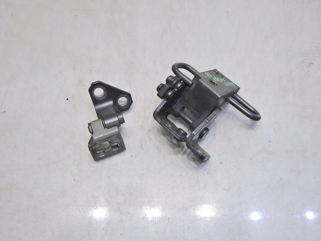 фото №7, Петли дверь правый задняя la7t vw golf v plus