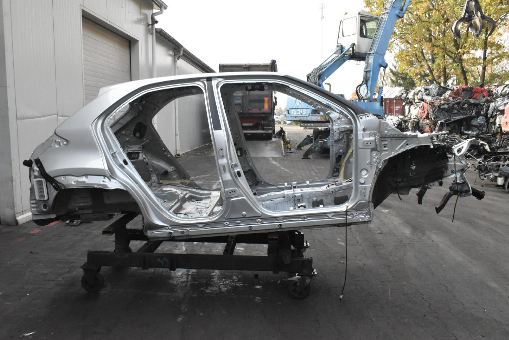 фото №5, Чверть крила лівий правий задня блок двигуна поріг toyota yaris cross 20-