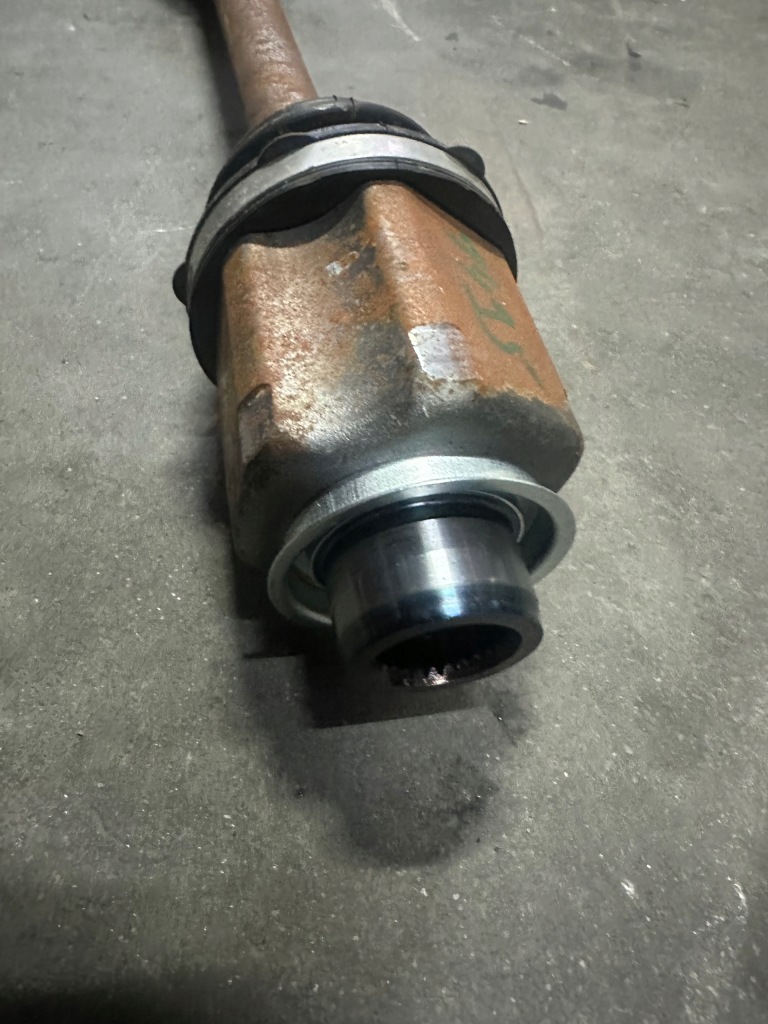 Ford transit mk8 2.0 ecoblue 4x4 привідний вал права в Україні