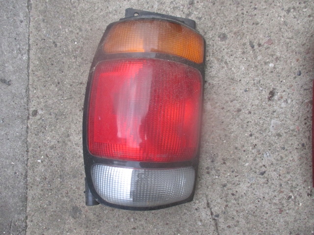 фото №1, Explorer 2 лампа задняя левая