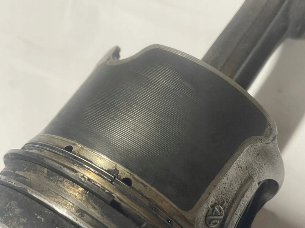 Mini clubman f54 поршень 1372344 2019 2000cm3 Недорого