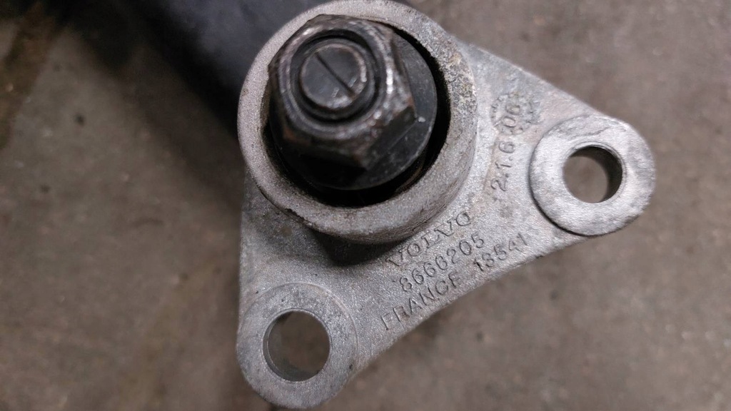 фото №8, Балка распорка чашка xc90 i 4.4 v8 8666205