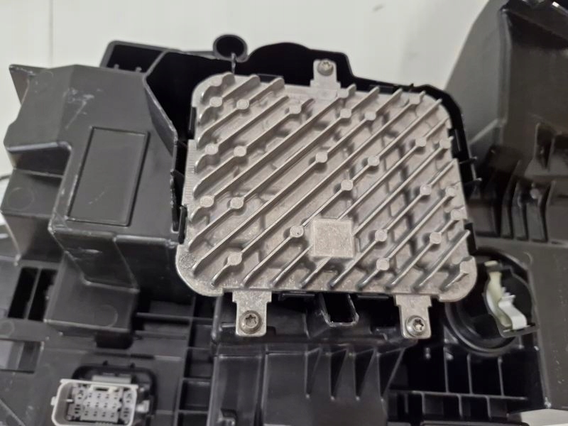 фото №9, Citroen e-c5 c5 aircross ii 2025- лампа правый перед правая фара led eu