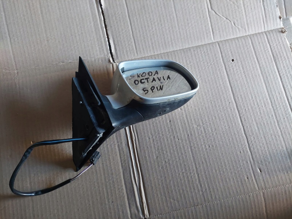 фото №1, Skoda oktavia зеркало правое 5 pin