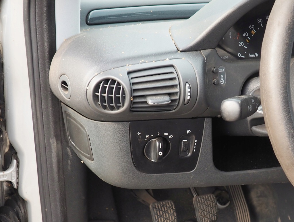 Mercedes vaneo 1,7 cdi панель  приборная панель приборная с подушка безопасности Недорого