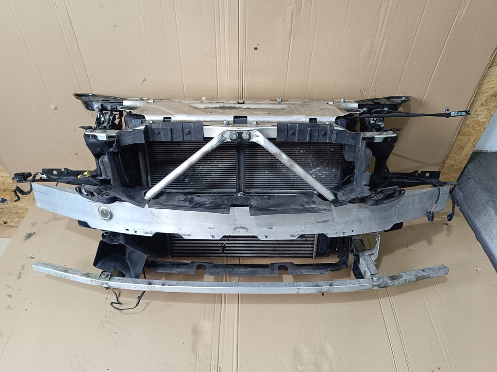 фото №11, Бампер капот крила лампи радіатор kompletny перед bmw g20 g21