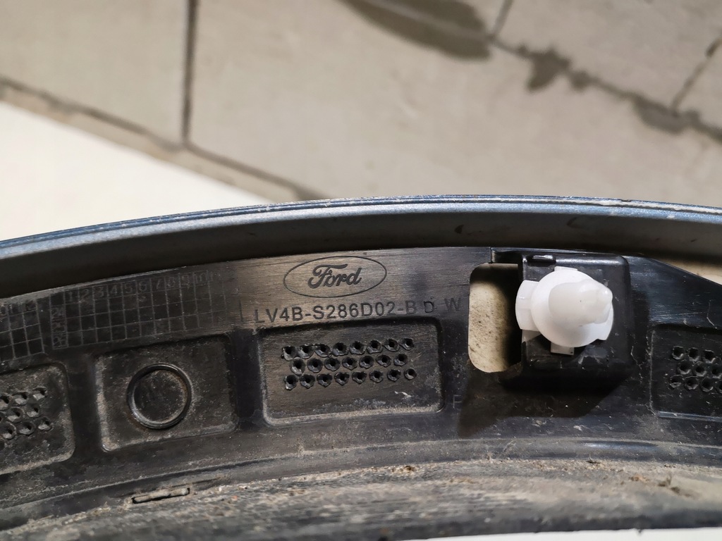 фото №10, Молдинг крила правий задня kuga mk3 19+