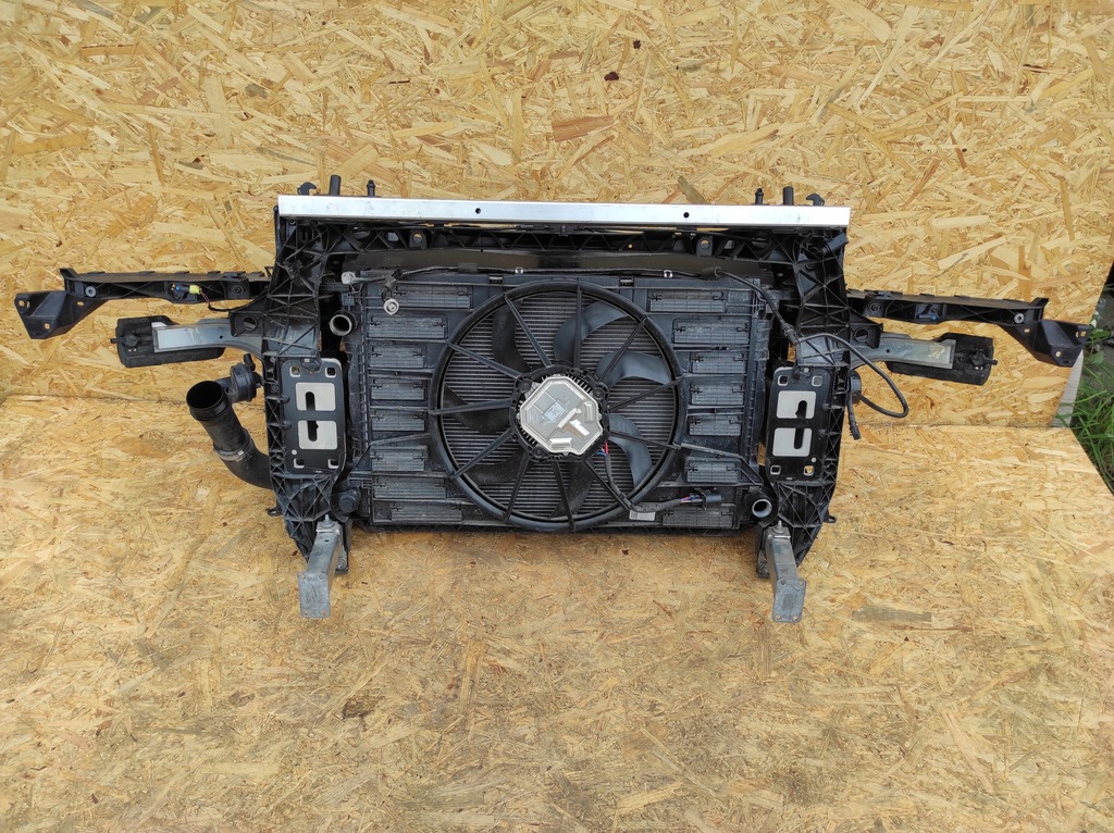 фото №5, Pas передній радіатор audi q7 4m 3.0 tdi