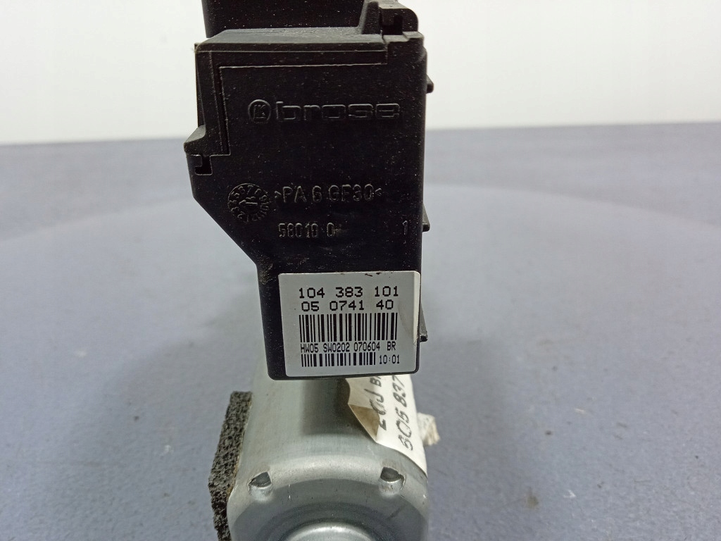 фото №6, Vw polo iv 9n 5d моторчик скло правий перед 6q5837752a