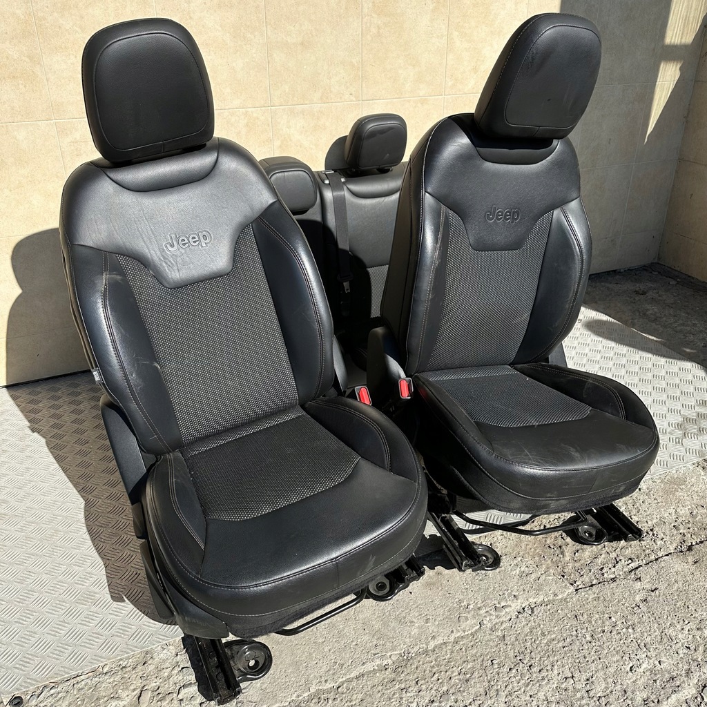фото №2, Сидіння заднє сидіння напівшкіра jeep compass ii 2018 rok