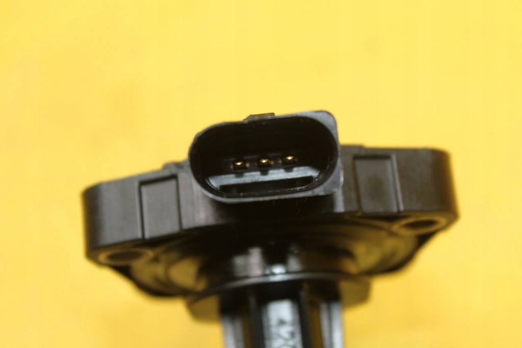 фото №5, Датчик оливи 03c907660g leon fabia ii 1.6 tdi