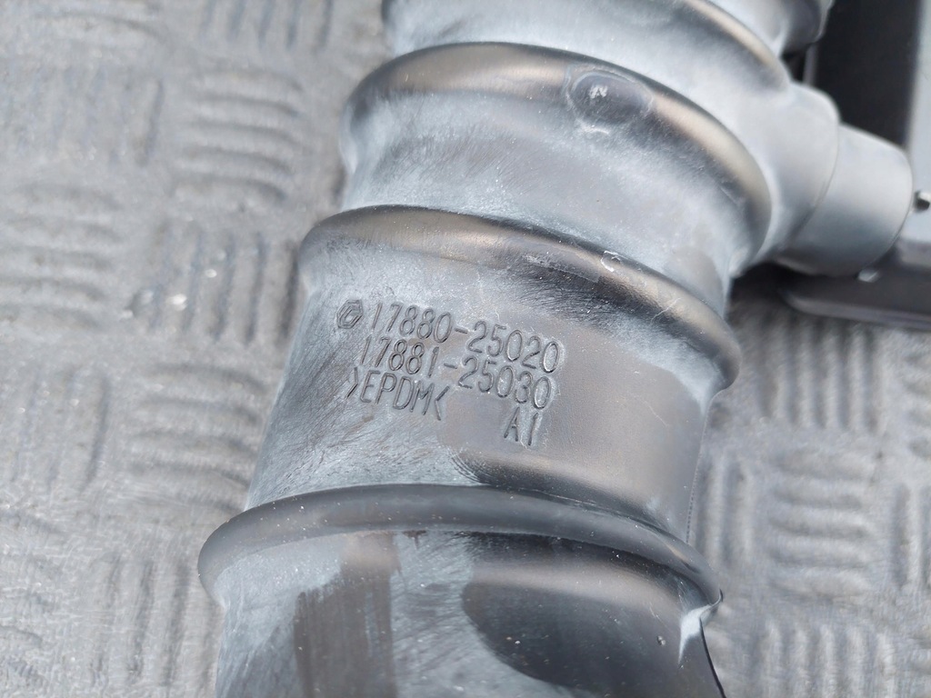 фото №7, Корпус фільтра повітря 17812-37040 17880-25020 lexus es vii 7 300 h 2.5