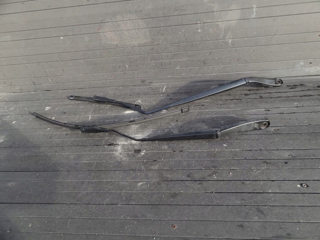 фото №1, Ford tourneo courier 2014 рычаги дворник kpl