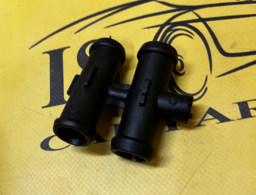 Купити З'єднувач системи охолодження шланги радіатора mini r50 r52 новий oem