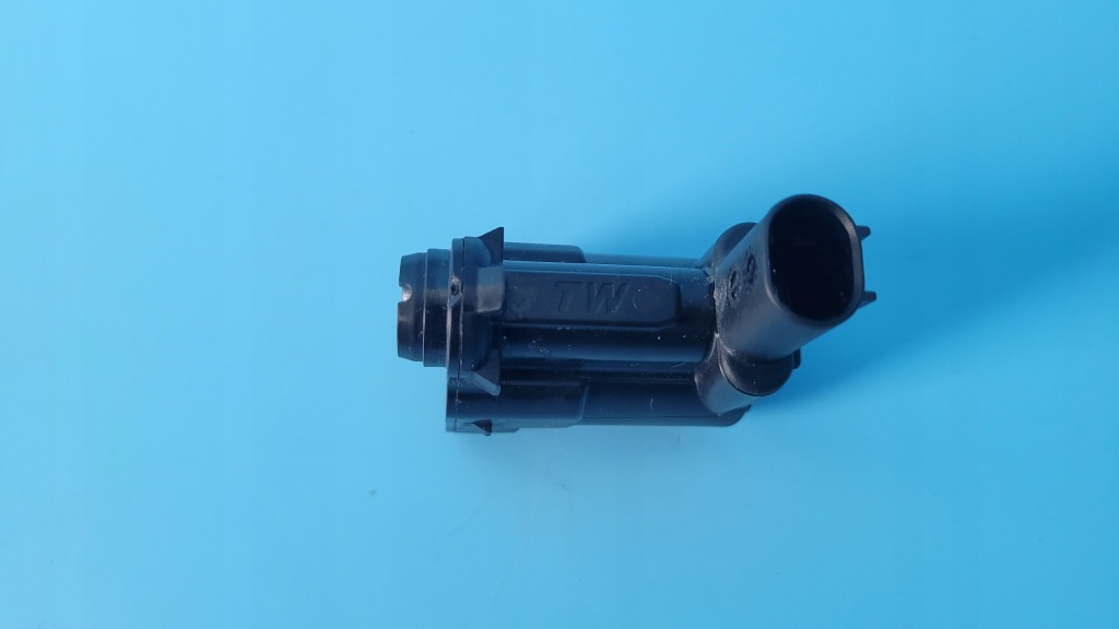 Купить Volvo xc90 2 20r привод крышка заливной топлива 31385289