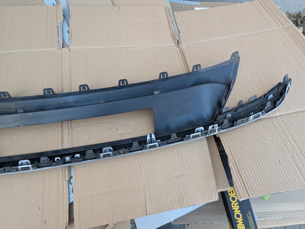 фото №8, Audi a3 8y 8y4 8y4807521a диффузор спойлер задняя