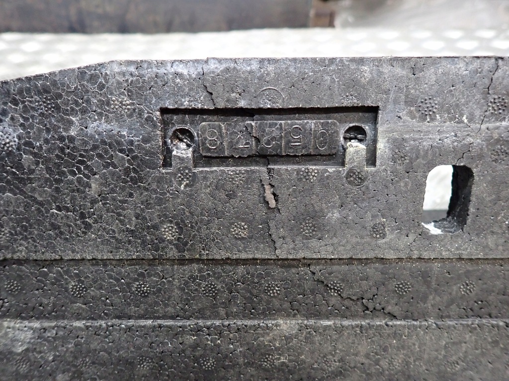 фото №6, Абсорбер бампера передний chevrolet corvette c5 2001