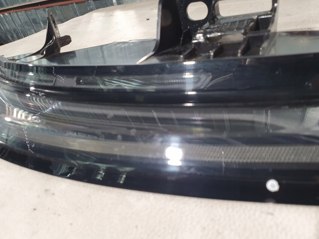 фото №7, Лампа правая задняя задняя porsche 911 992