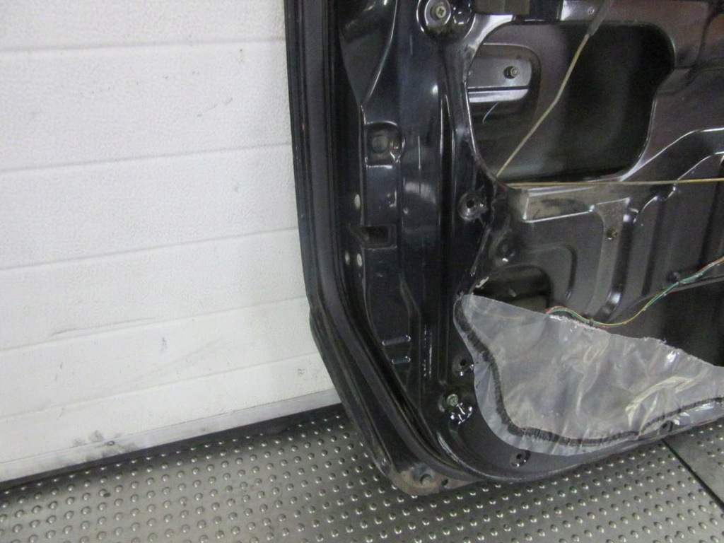 фото №12, Suzuki jimny 2003 дверь левая перед полный