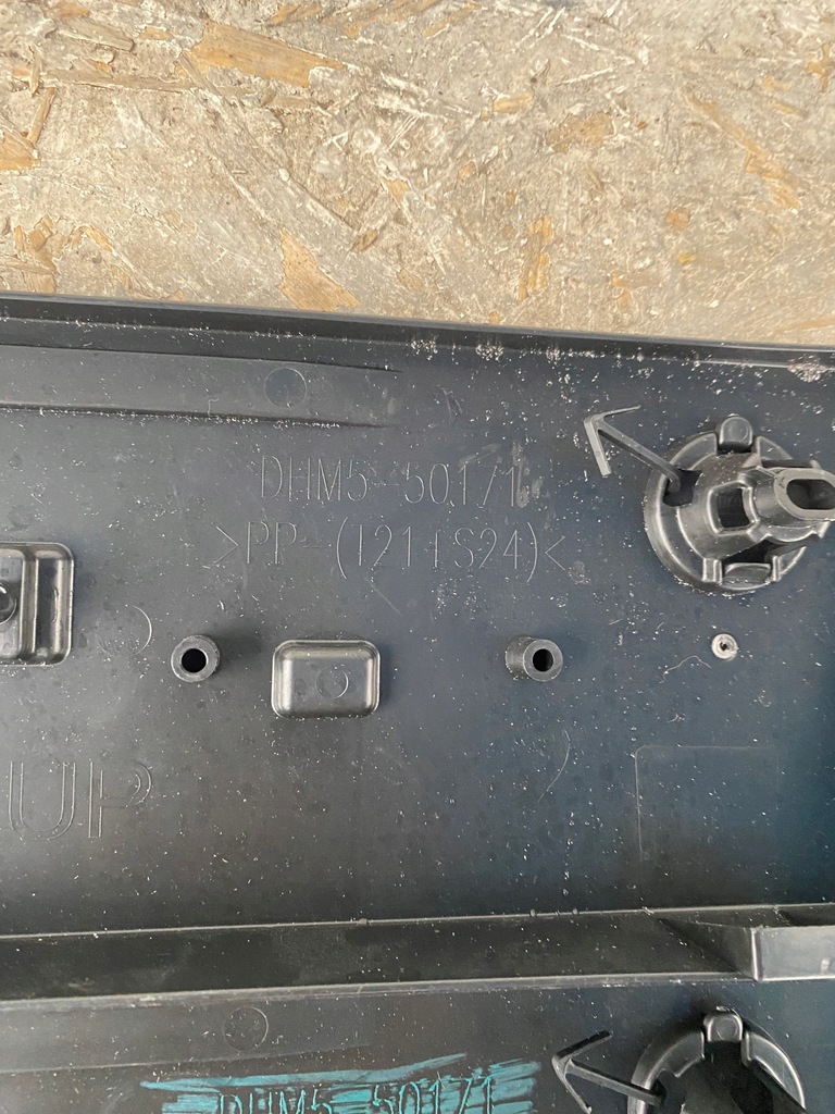 фото №10, Підкладка номерного знака перед mazda 2 dj 14- dhm5-50171