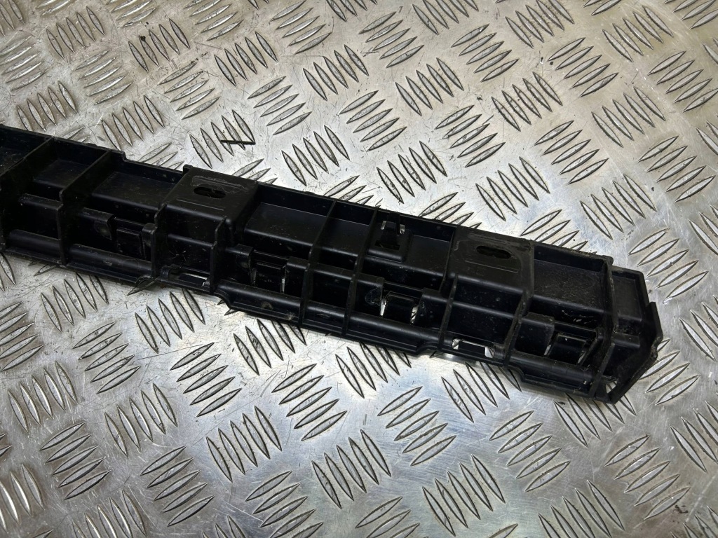 Напрямна накладки порога ліва bmw 5 f10 f11 2011 7184777 Зі Шроту