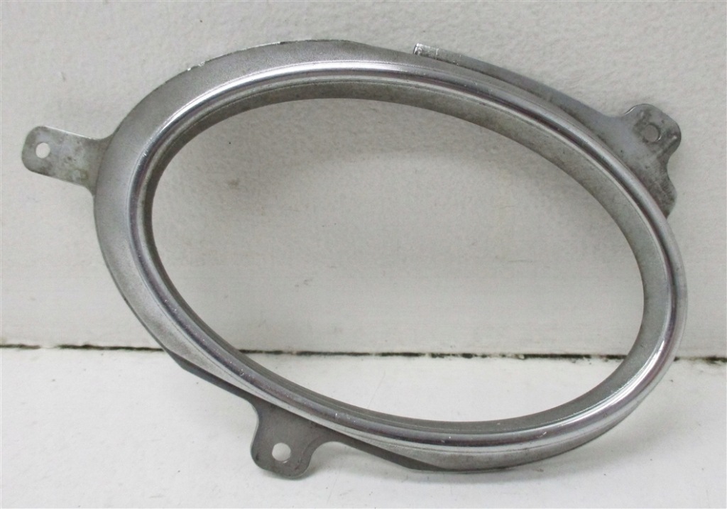 Купить Рамка хром противотуманной фары левая mercedes c w204 a219885