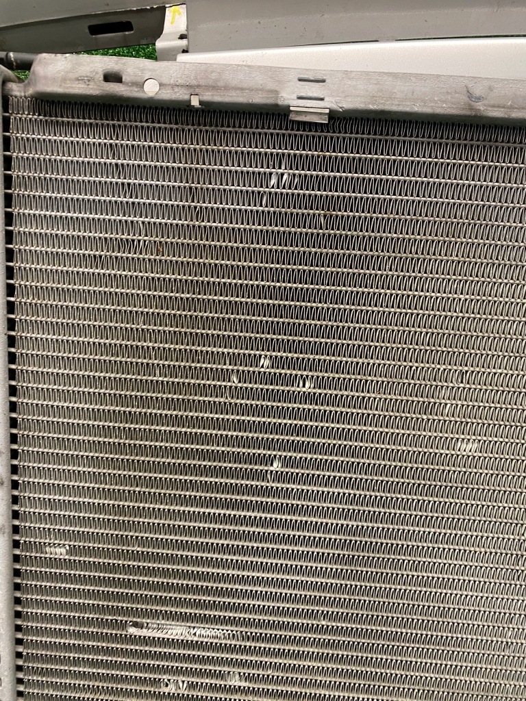 фото №7, Mercedes sl w129 v8 радиатор воды