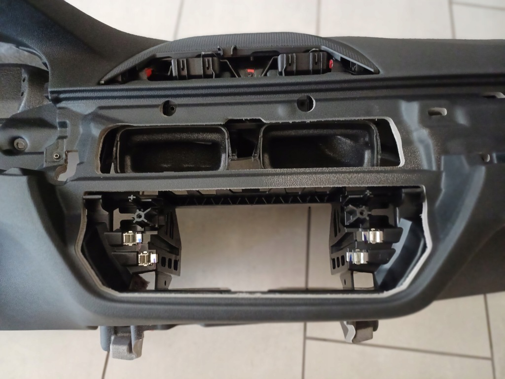 фото №8, Bmw 5 g30 g31lci nowa оригинальная приборная панель консоль приборная панель czarna 9375427