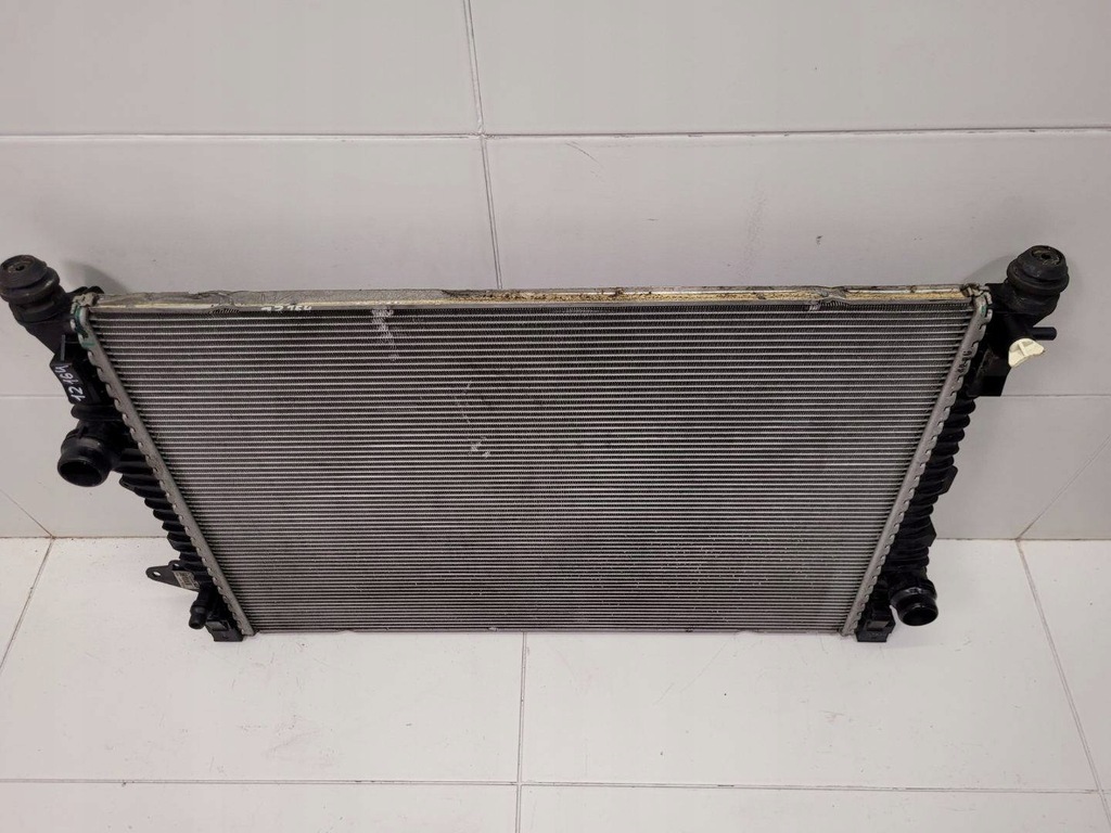 фото №4, Радиатор land rover range rover evoque facelift 2018 gj32-8005-bb