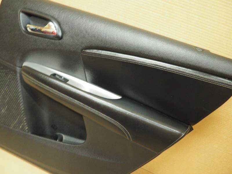 фото №4, Оббивка двері правий задня задня fiat freemont