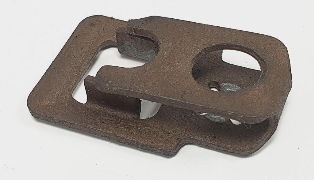 фото №1, Крепление кронштейн кронштейн впрыска mercedes w124