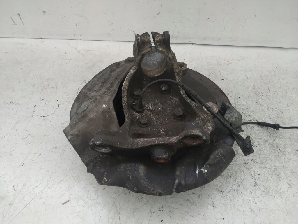 фото №1, Поворотний кулак ступиця правий перед bmw 7 e65 740d