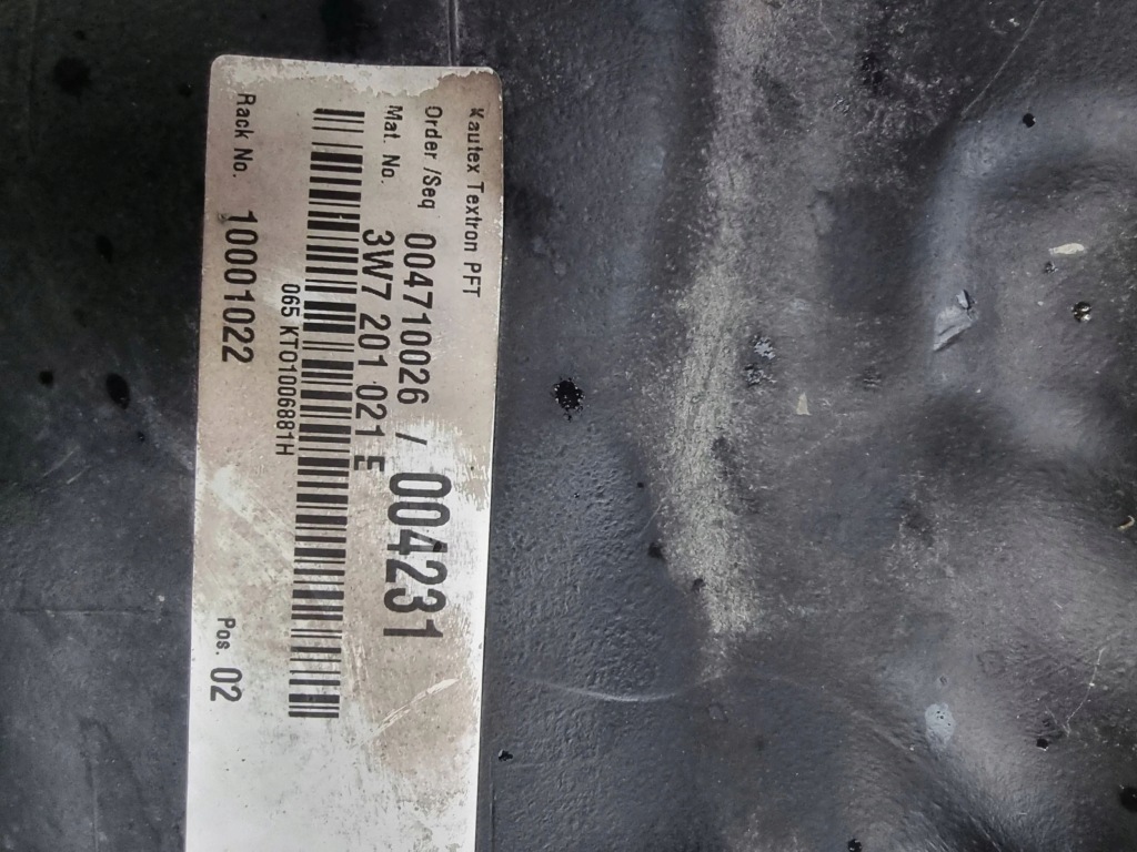 фото №13, Bentley continental 2012 бак топлива