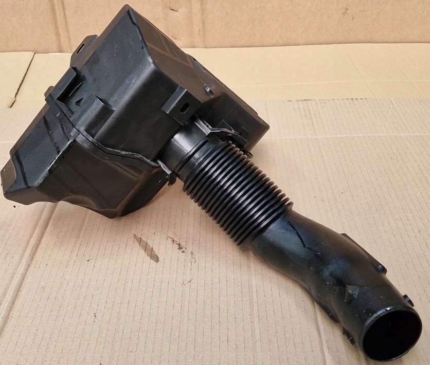 фото №2, Резонатор воздуха citroen ds4 ii 21- оригинал