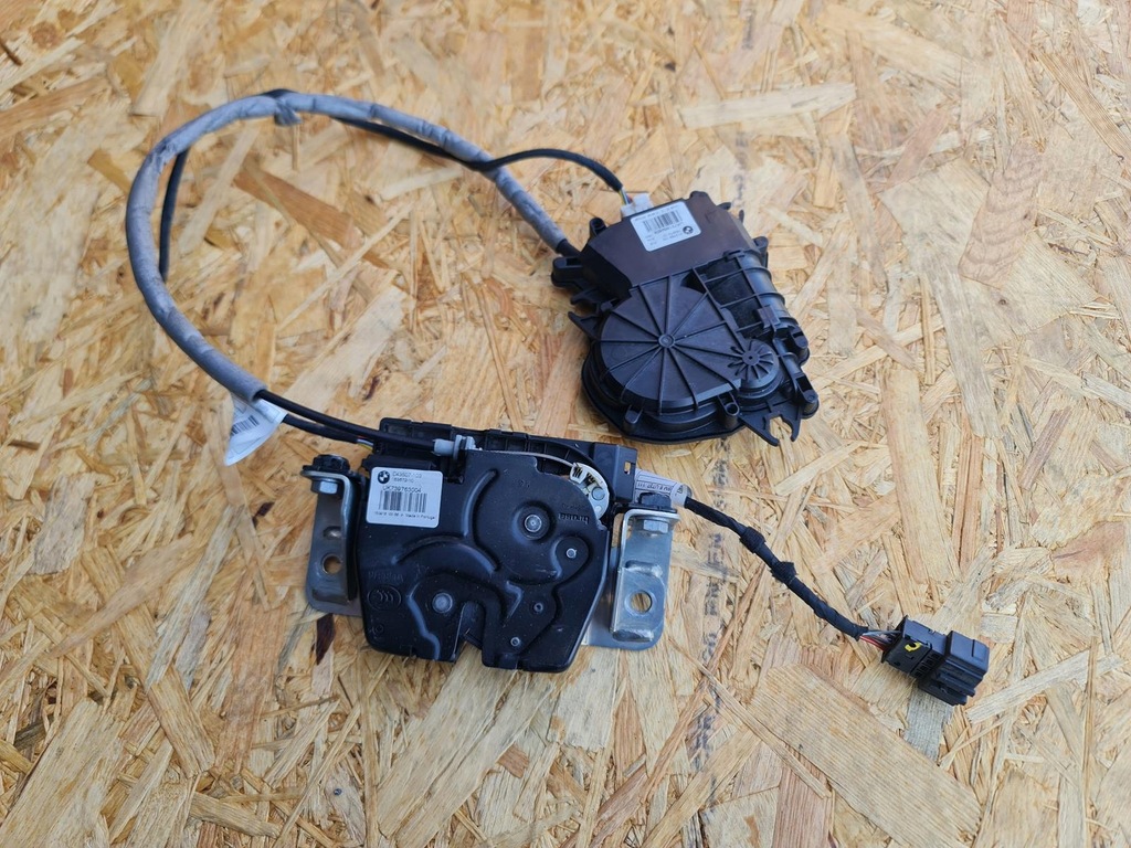 фото №1, Замок крышки доводчик комплект bmw x6 f16 7318696